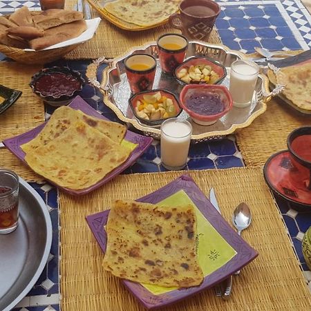 Hotel Riad Dar Bergui Ouarzazate Esterno foto